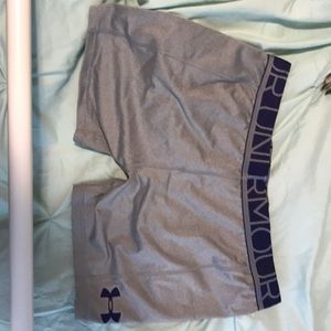 Under Armor shorts medium